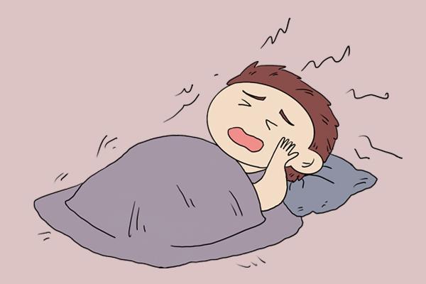 感染新冠之后，發(fā)燒發(fā)熱，應該捂汗還是散熱？